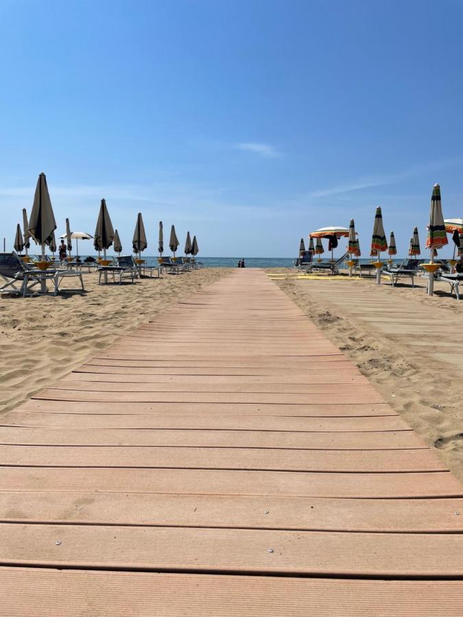 Malibu Apartments Bibione Exterior foto